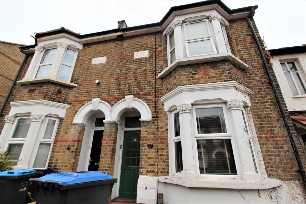 Property photo 1 of 1