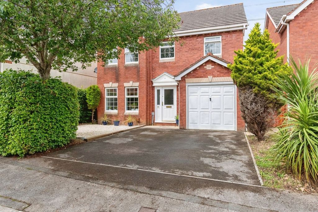 Property photo 1 of 19