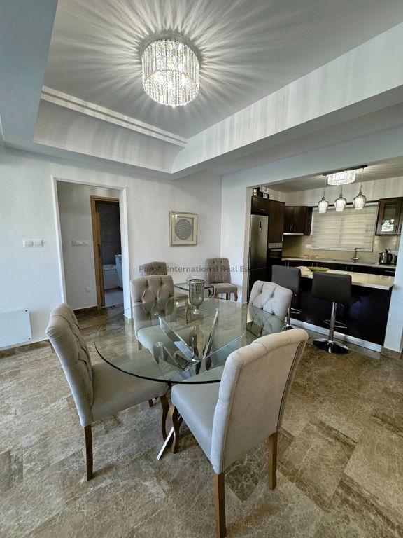 Property photo 3 of 36