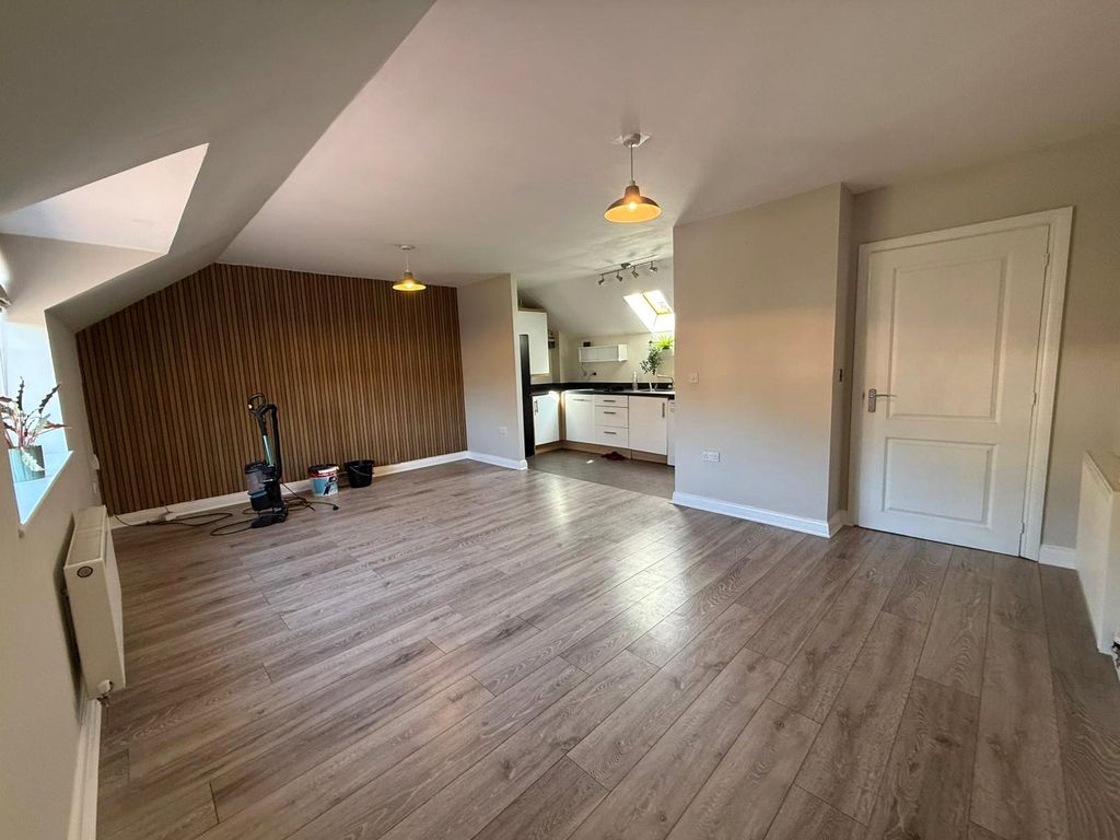 Property photo 3 of 9 Picture No. 09