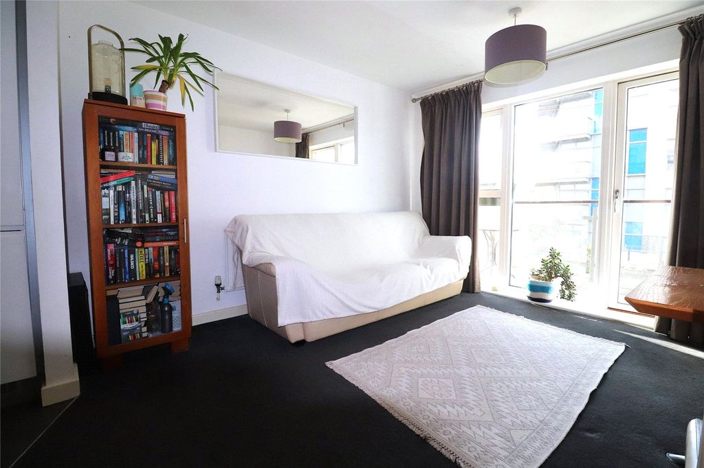 Property photo 2 of 11 Living Area