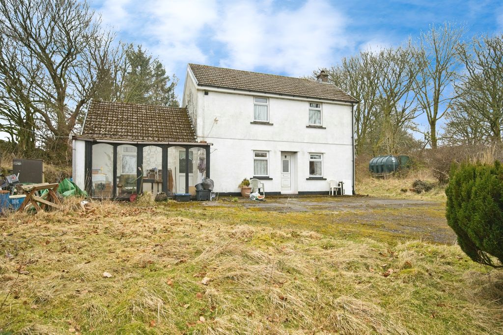 Property photo 3 of 33