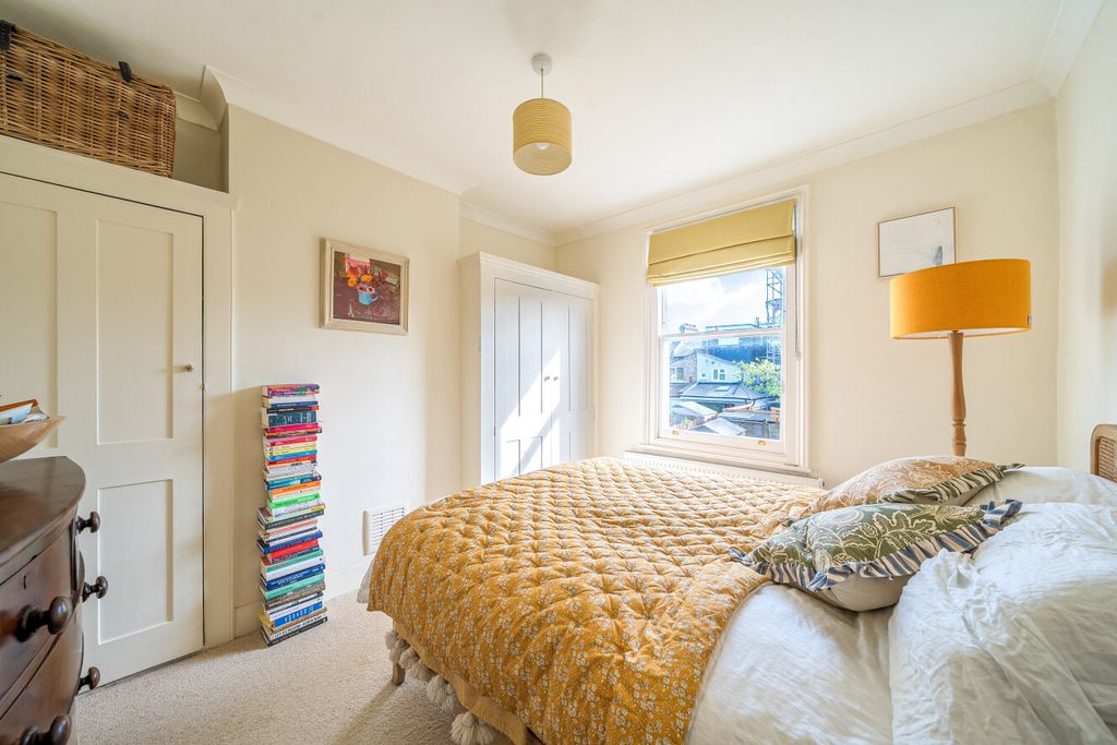 Property photo 3 of 12 1454480-4-69F236d...