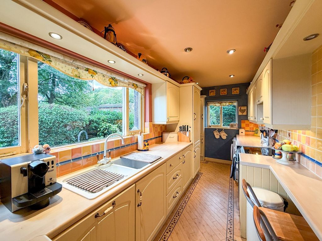 Property photo 2 of 34