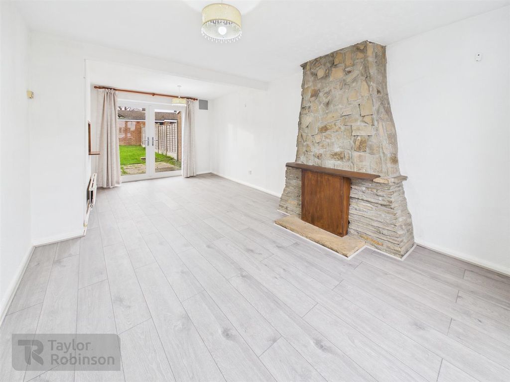 Property photo 2 of 11 Cam02600G0-Pr0656-Still001.Jpg