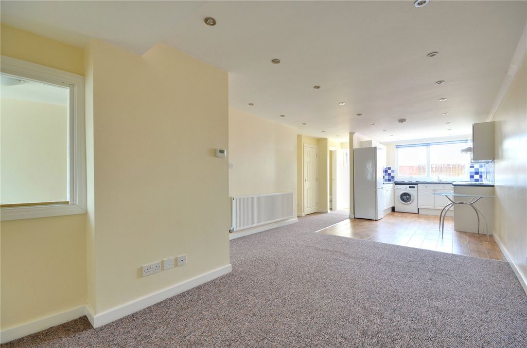 Property photo 1 of 12 Picture No. 10