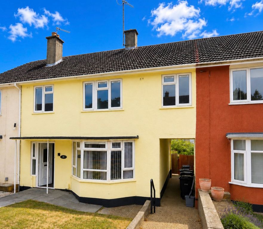 Property photo 1 of 12