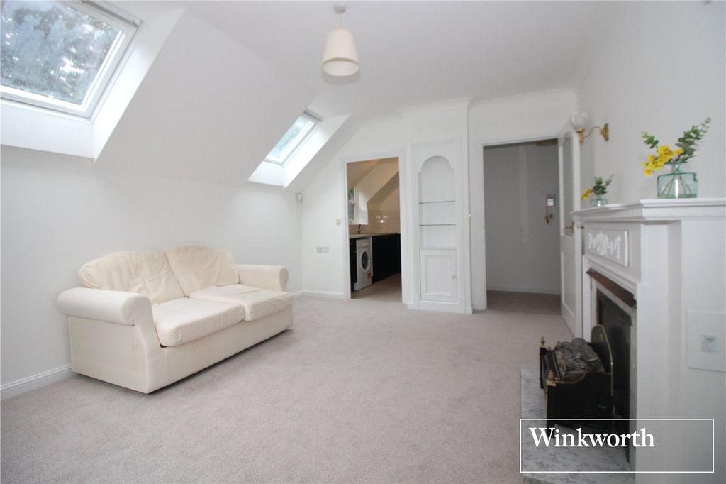 Property photo 3 of 11 Picture No. 10