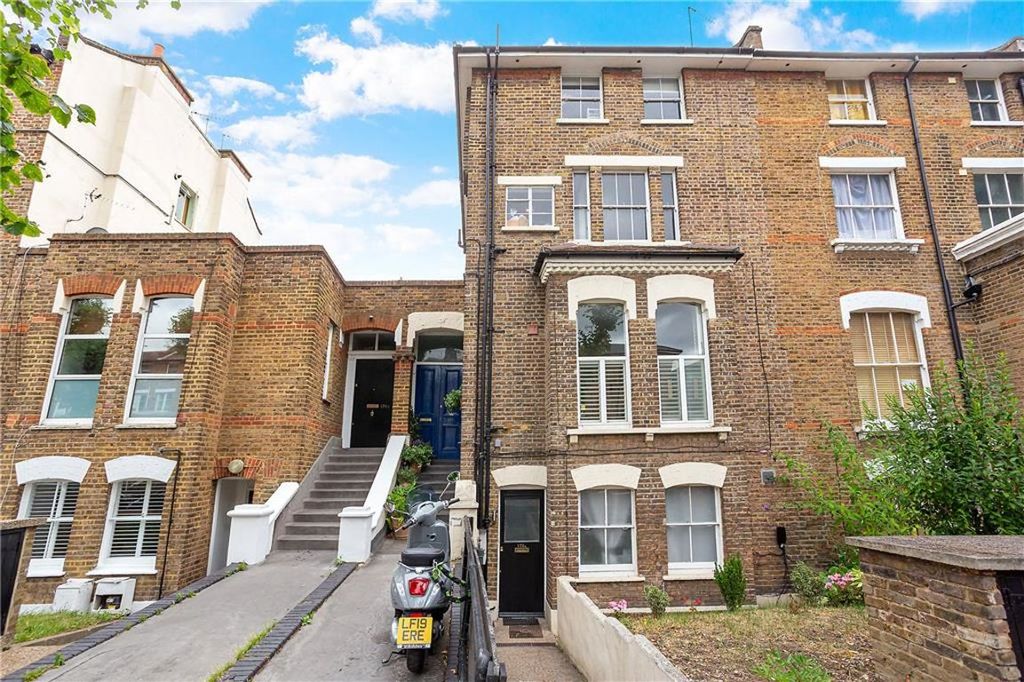 Property photo 1 of 7