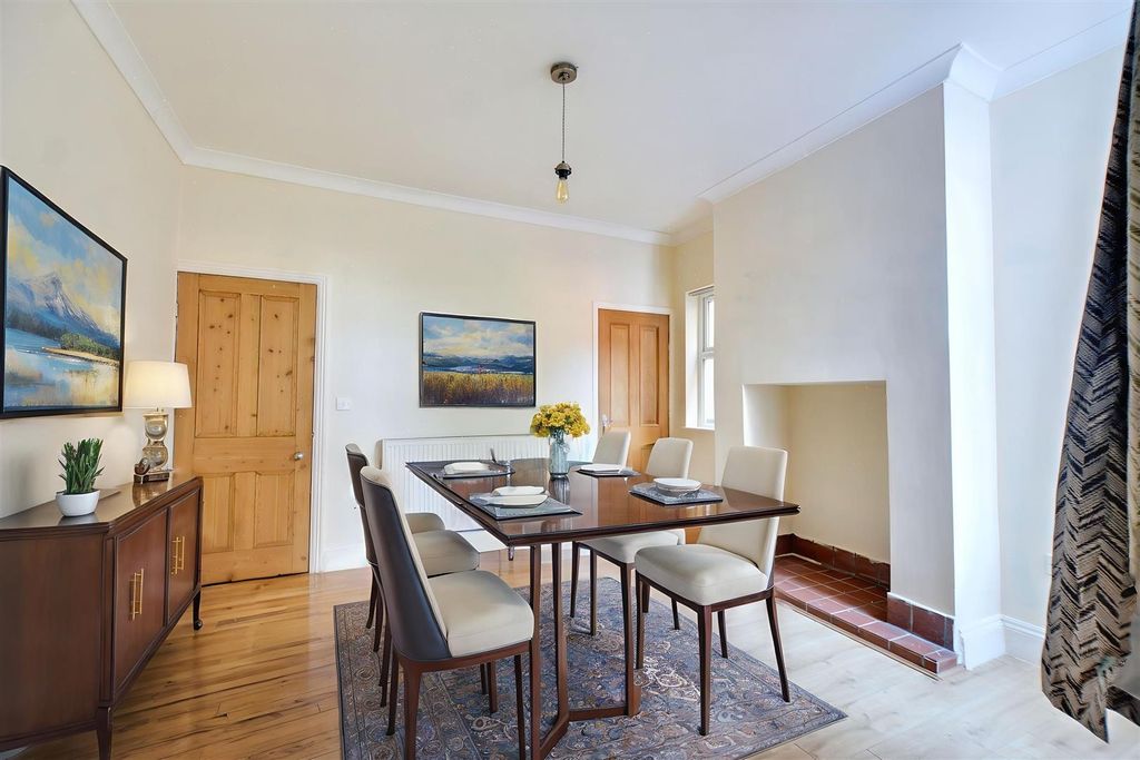 Property photo 3 of 23 Ai Dining Area.Jpeg