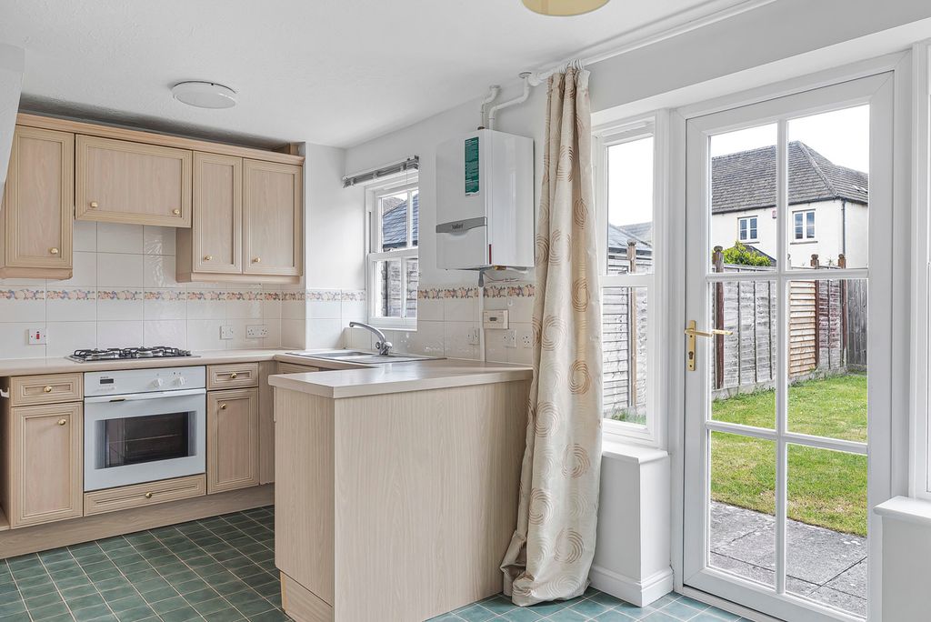 Property photo 3 of 19 Kitchen Dining Room
