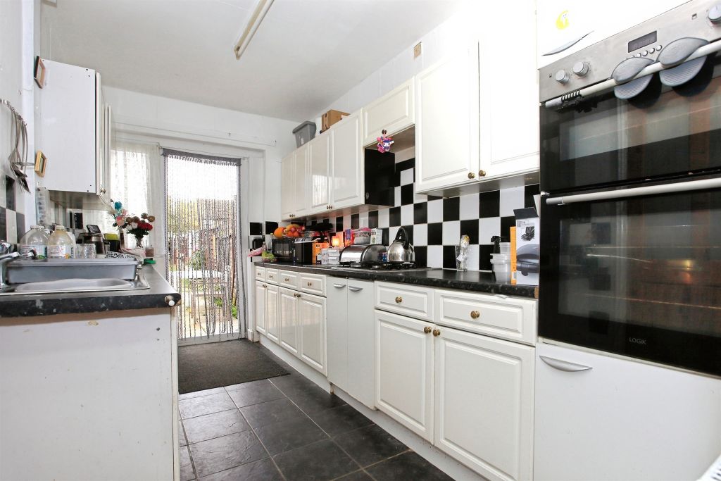 Property photo 3 of 17