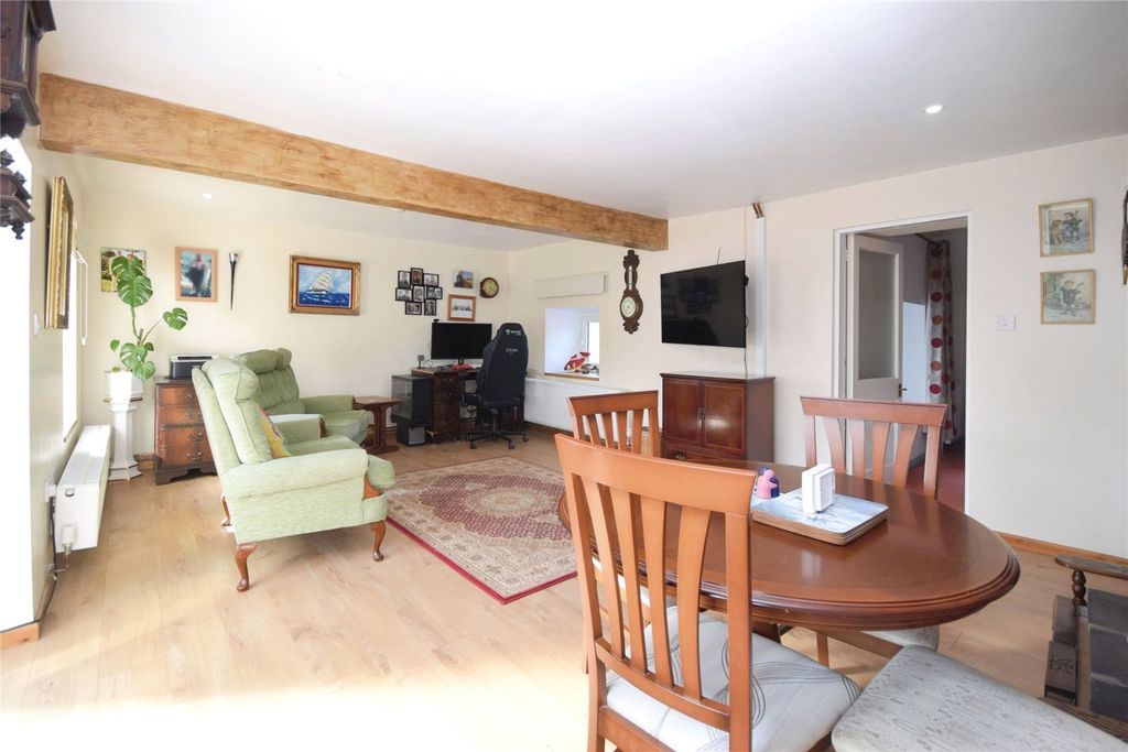 Property photo 2 of 22 Picture No. 03