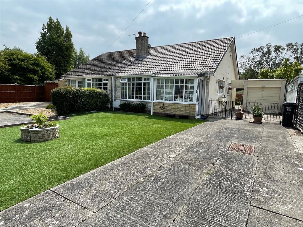 Property photo 1 of 21