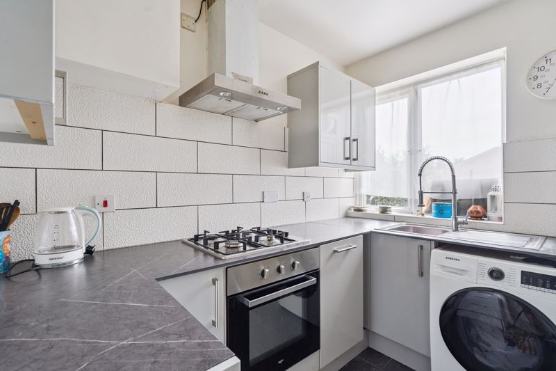 Property photo 2 of 16 Photo 9