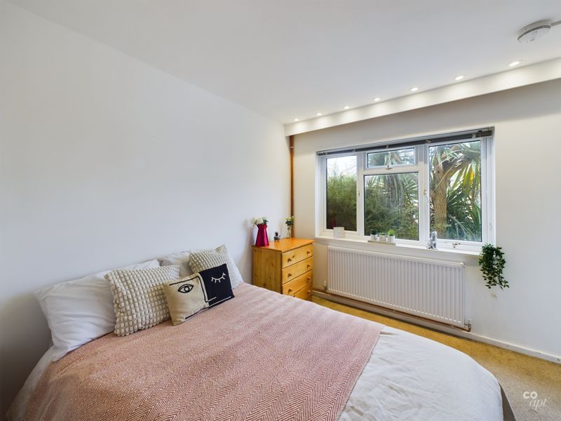 Property photo 1 of 13 Bed 1