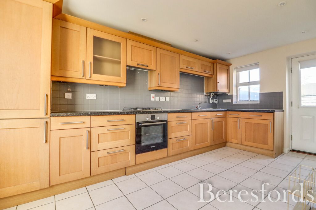 Property photo 2 of 21 Picture No. 01