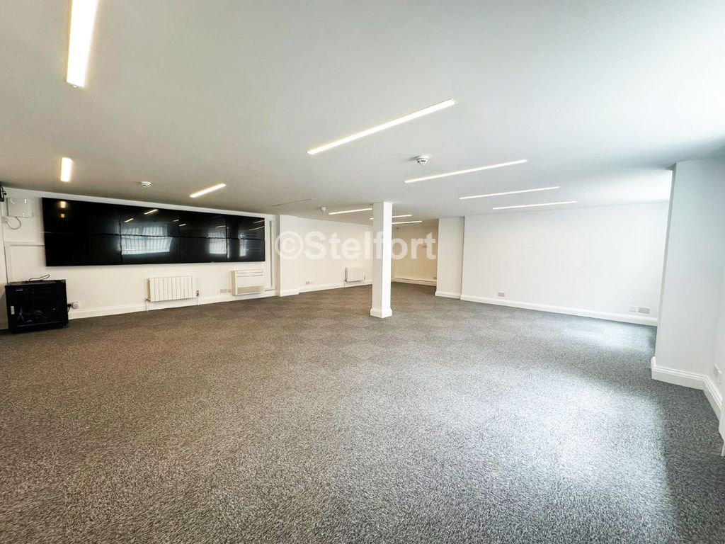 Property photo 2 of 3
