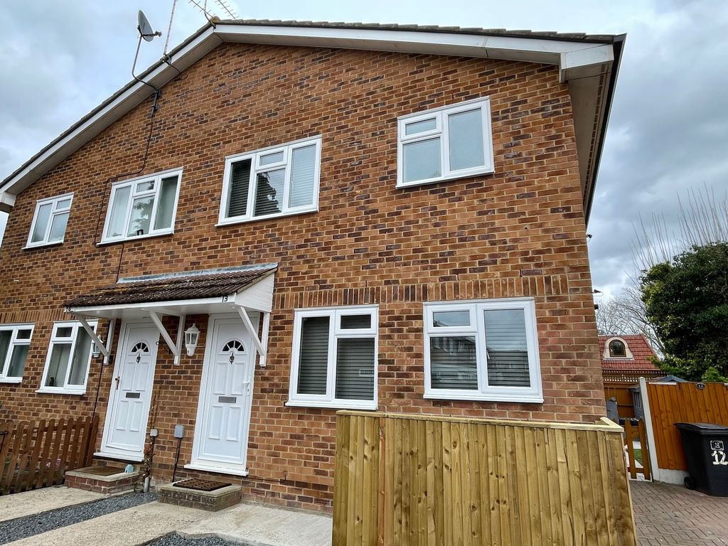 Property photo 2 of 18