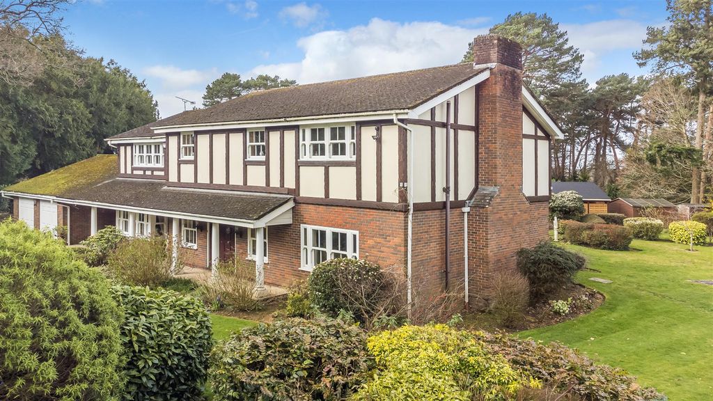 Property photo 1 of 18