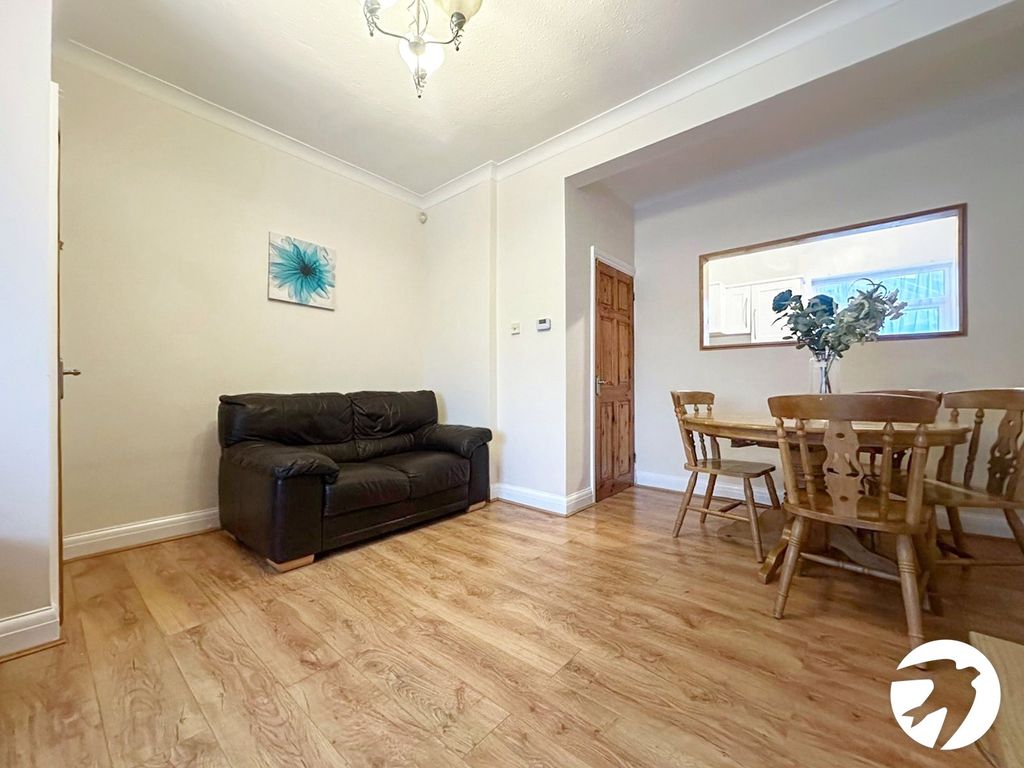 Property photo 3 of 10 Picture No. 02