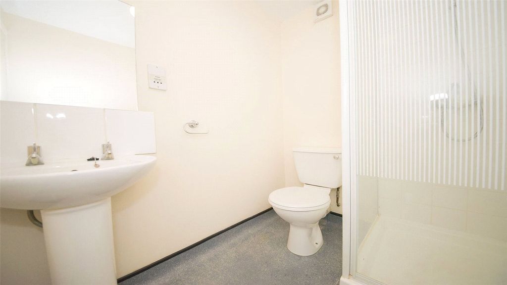 Property photo 3 of 7 Picture No. 04