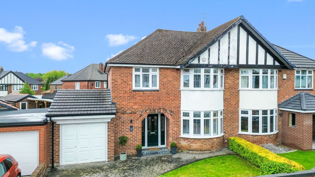 Property photo 1 of 52
