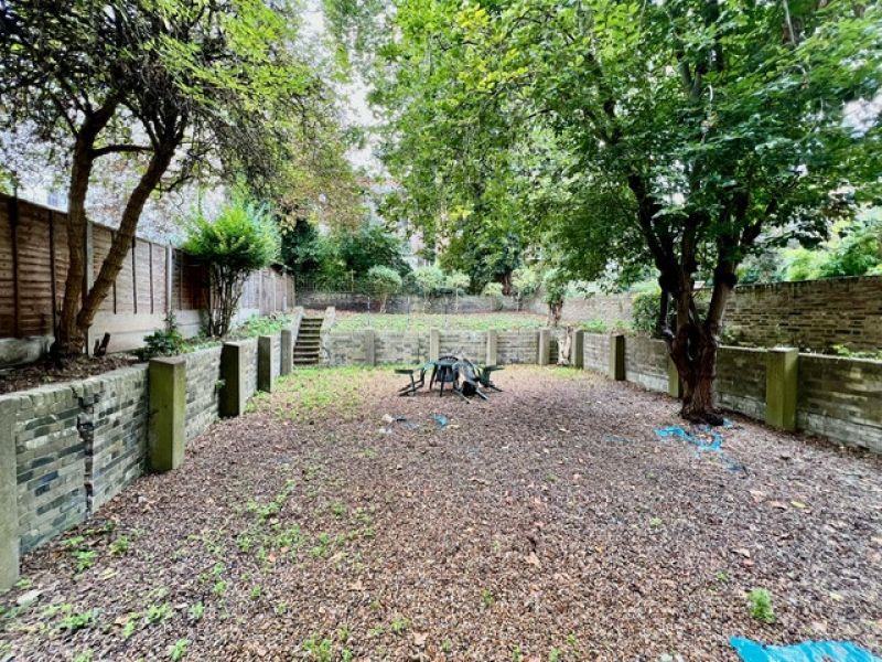 Property photo 3 of 9
