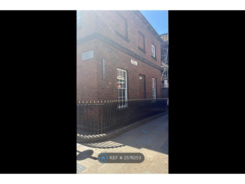 Property photo 2 of 35
