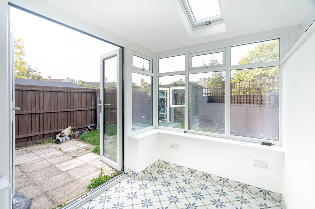 Property photo 3 of 13