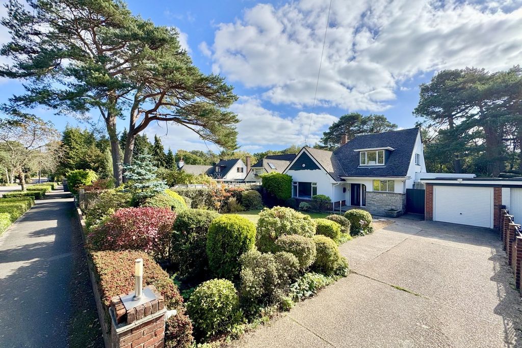 Property photo 3 of 26