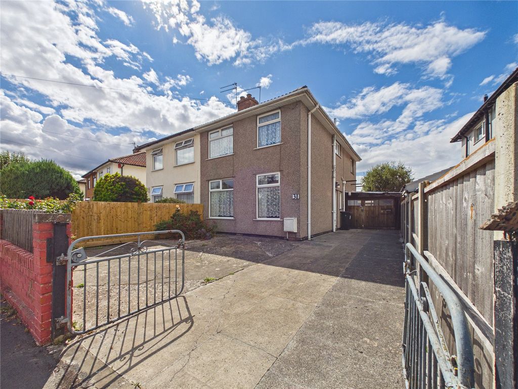 Property photo 1 of 19 Picture No. 01