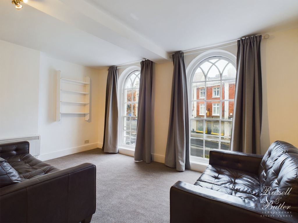 Property photo 3 of 5 Cam01995G0-Pr0251-Still008