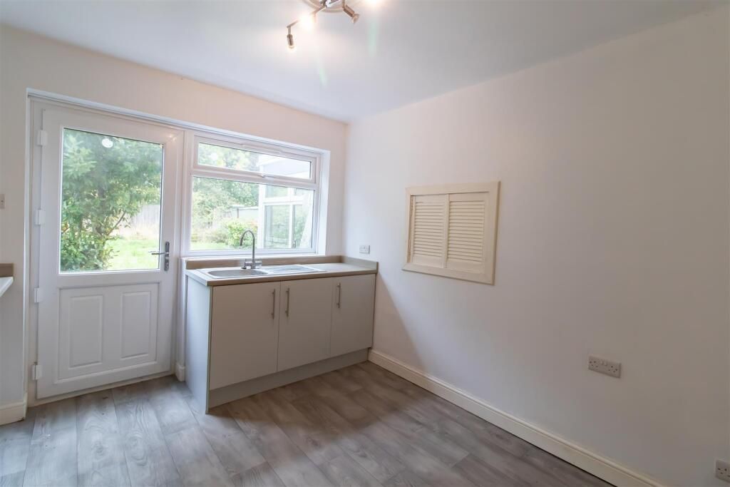 Property photo 3 of 15 1Fb59c93A375719Bfacf43A9c4580d98.Jpeg