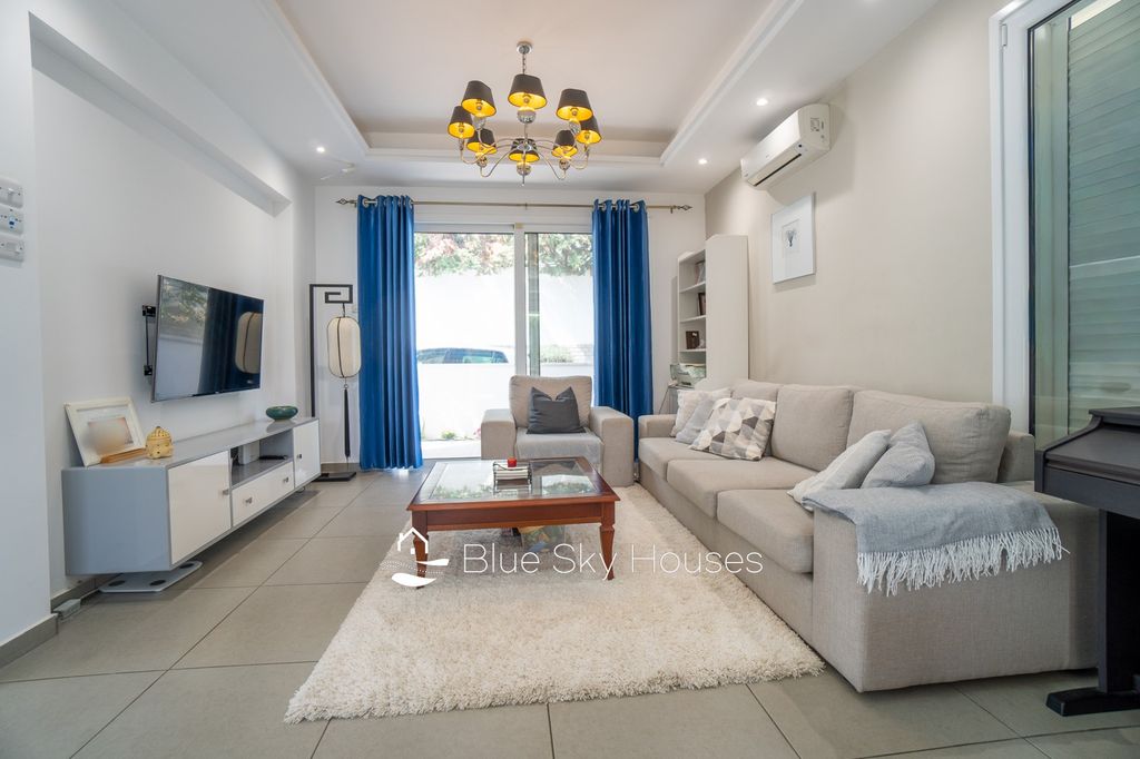 Property photo 3 of 28