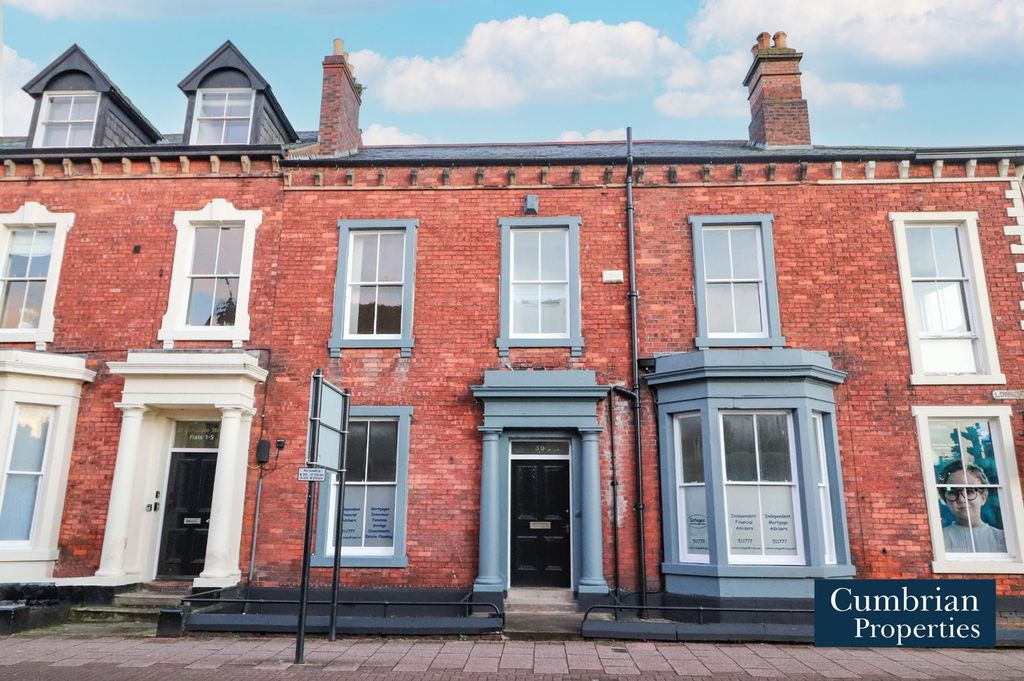 Property photo 1 of 18 External