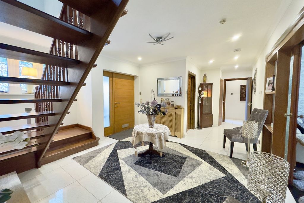 Additional image 5 of 6 bed detached house for saleRothesay Road, Bournemouth BH4