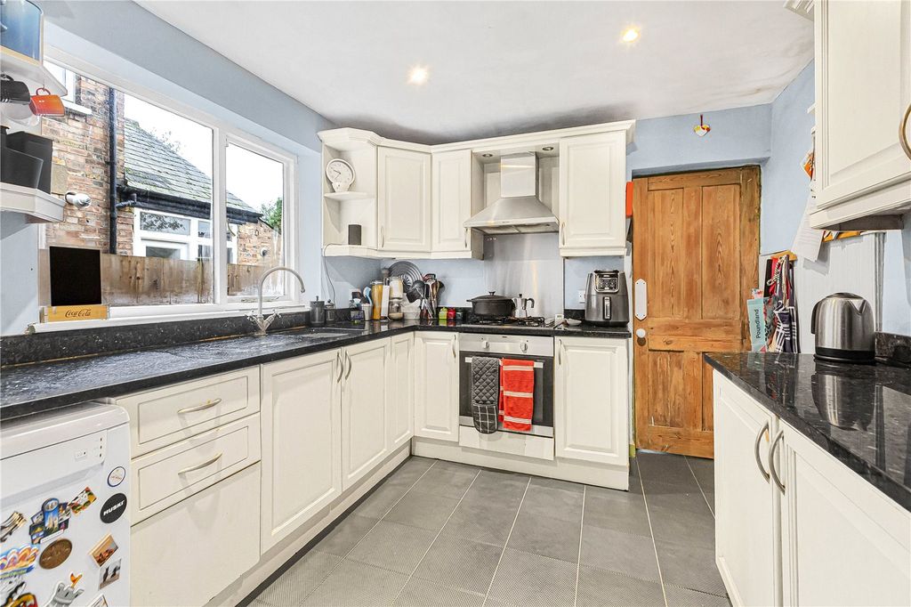 Property photo 3 of 14 Picture No. 25