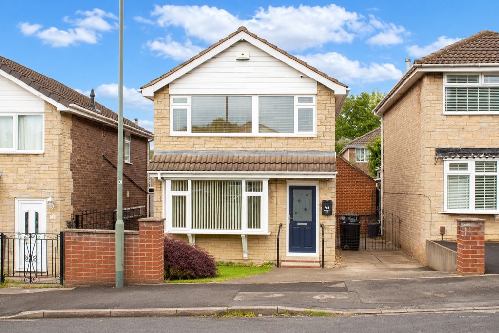 Property photo 1 of 25 Adam Hendry Ewemove Estate And Lettings Agent In D