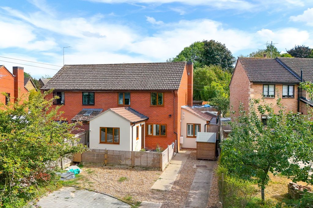 Property photo 1 of 21