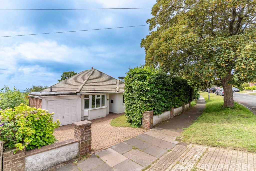 Property photo 1 of 14