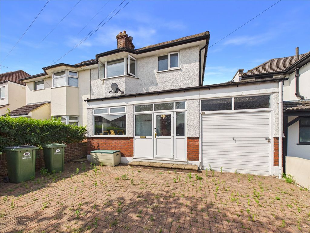 Property photo 1 of 10 Picture No. 05