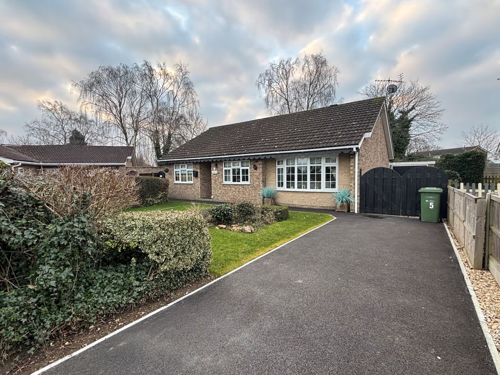 Property photo 1 of 16 1