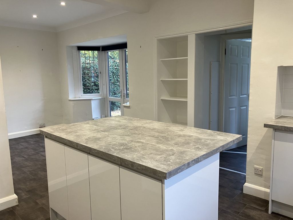 Property photo 3 of 17 Kitchen Diner