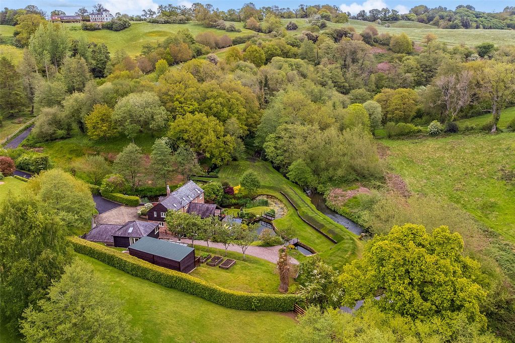 Property photo 3 of 30 Aerial
