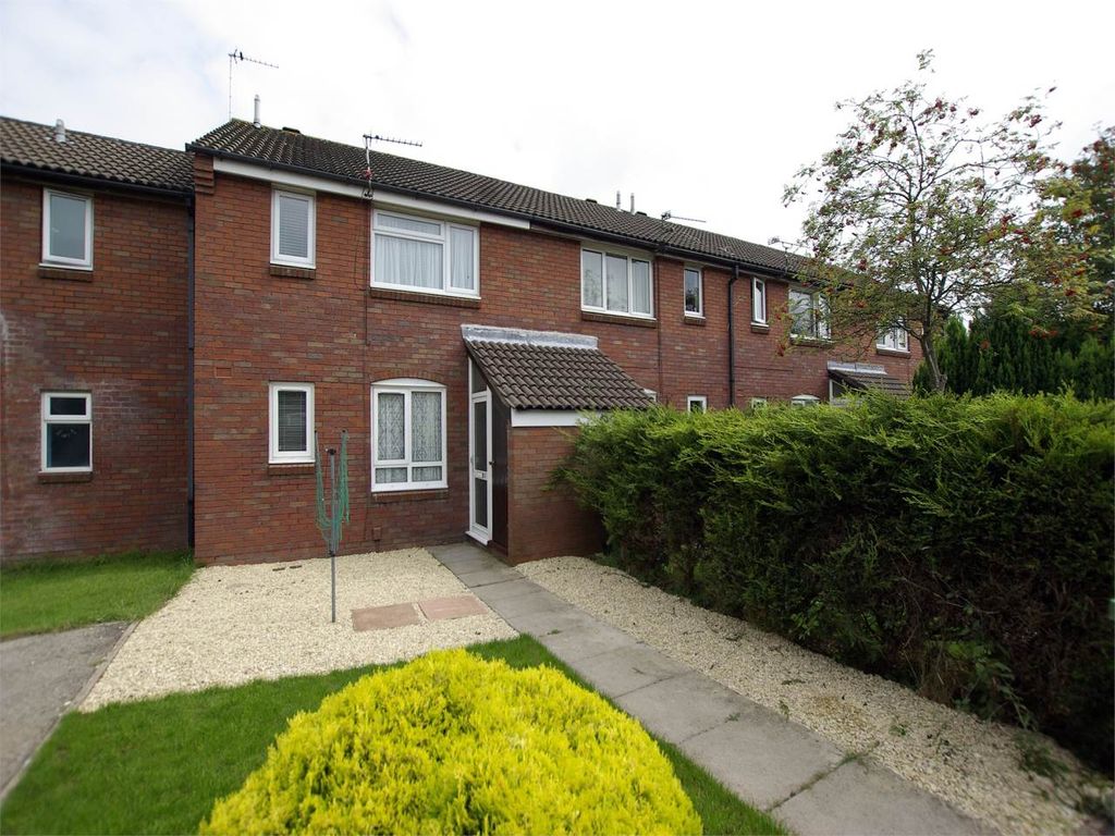 Property photo 1 of 6 Kitchen