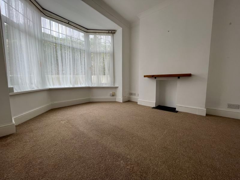 Property photo 3 of 15 Living Room