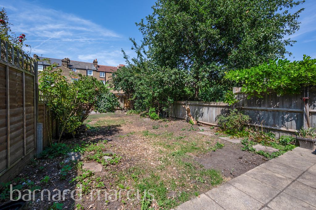 Property photo 2 of 9 Image