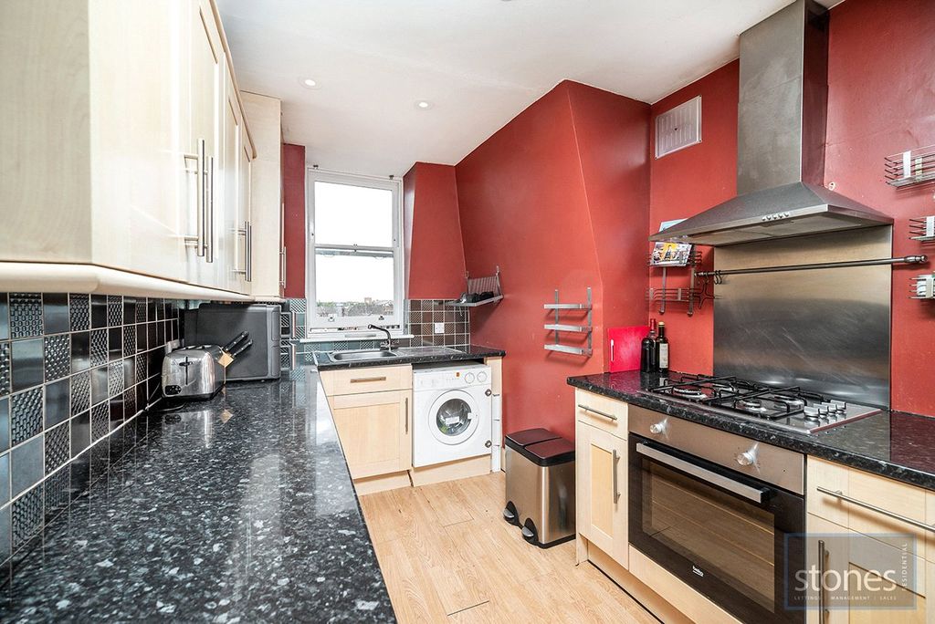 Property photo 2 of 19 Picture No. 09