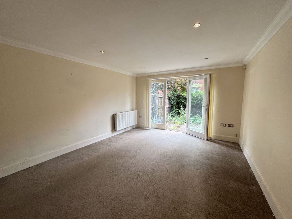 Property photo 3 of 10 Image 3
